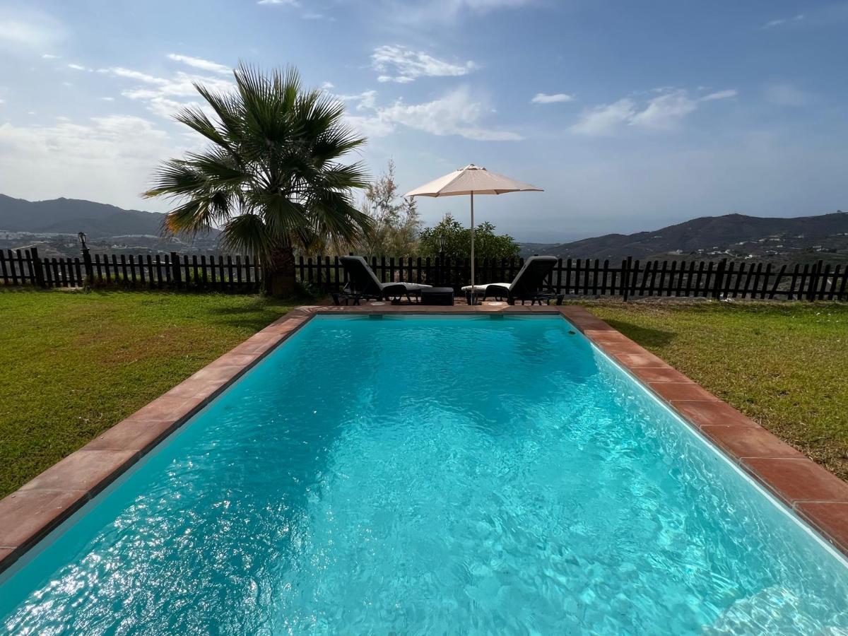 Vela Luka Frigiliana Villa Exterior photo